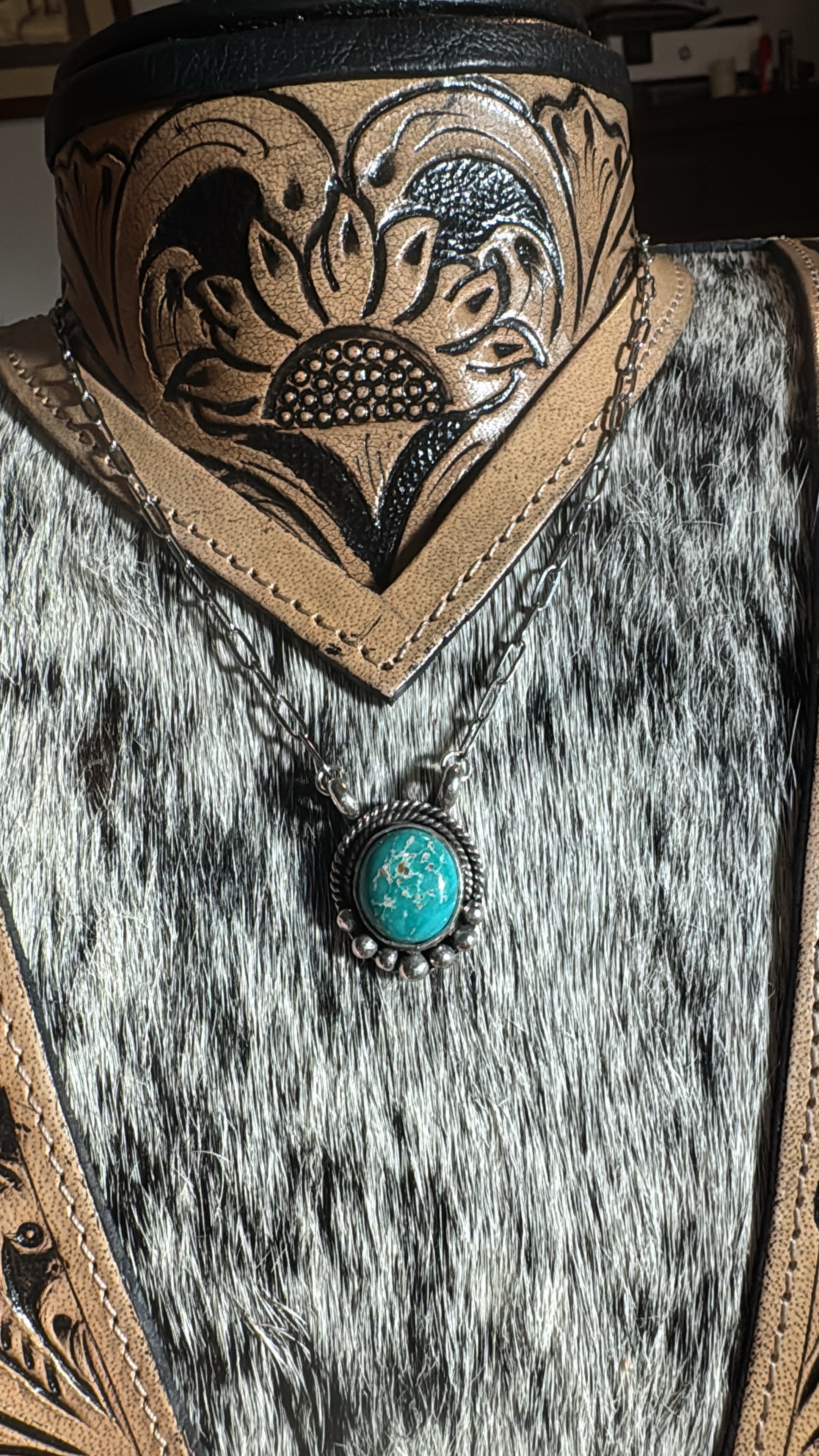 Fox turquoise necklace