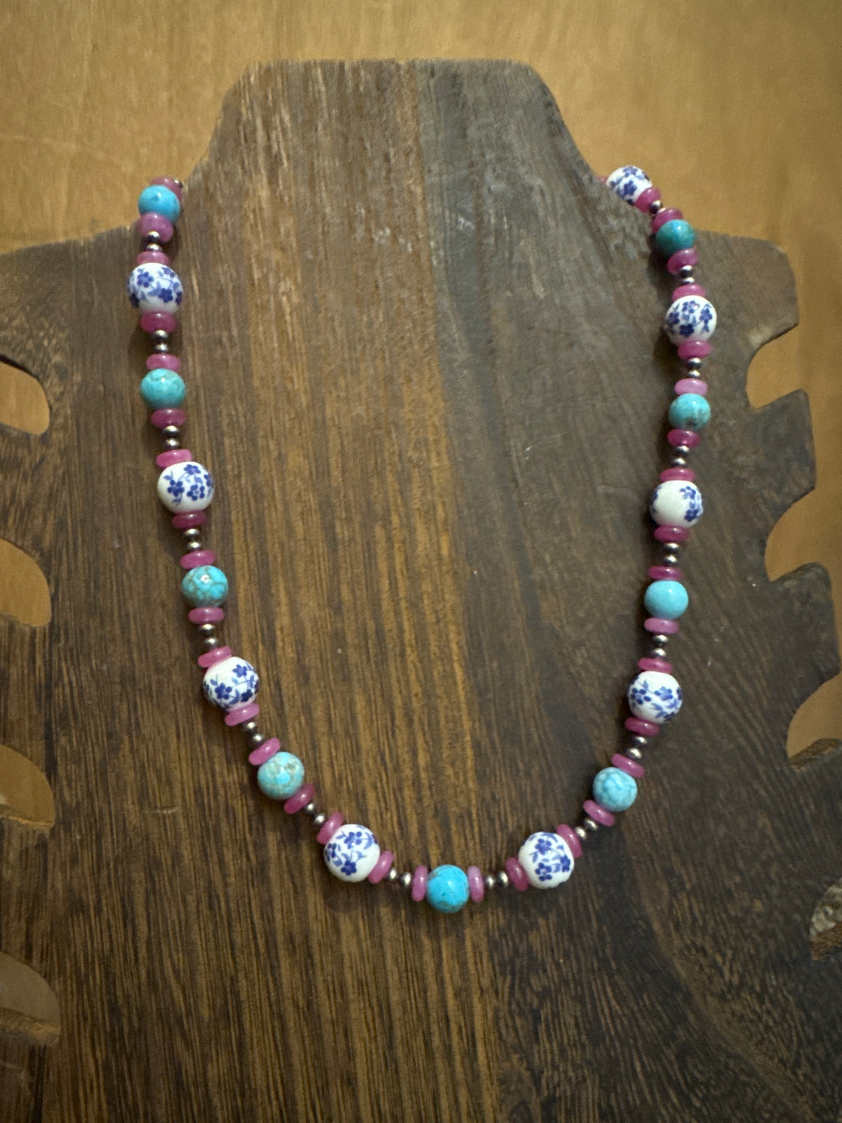 Blue porcelain and pink fuchsia turquoise necklace