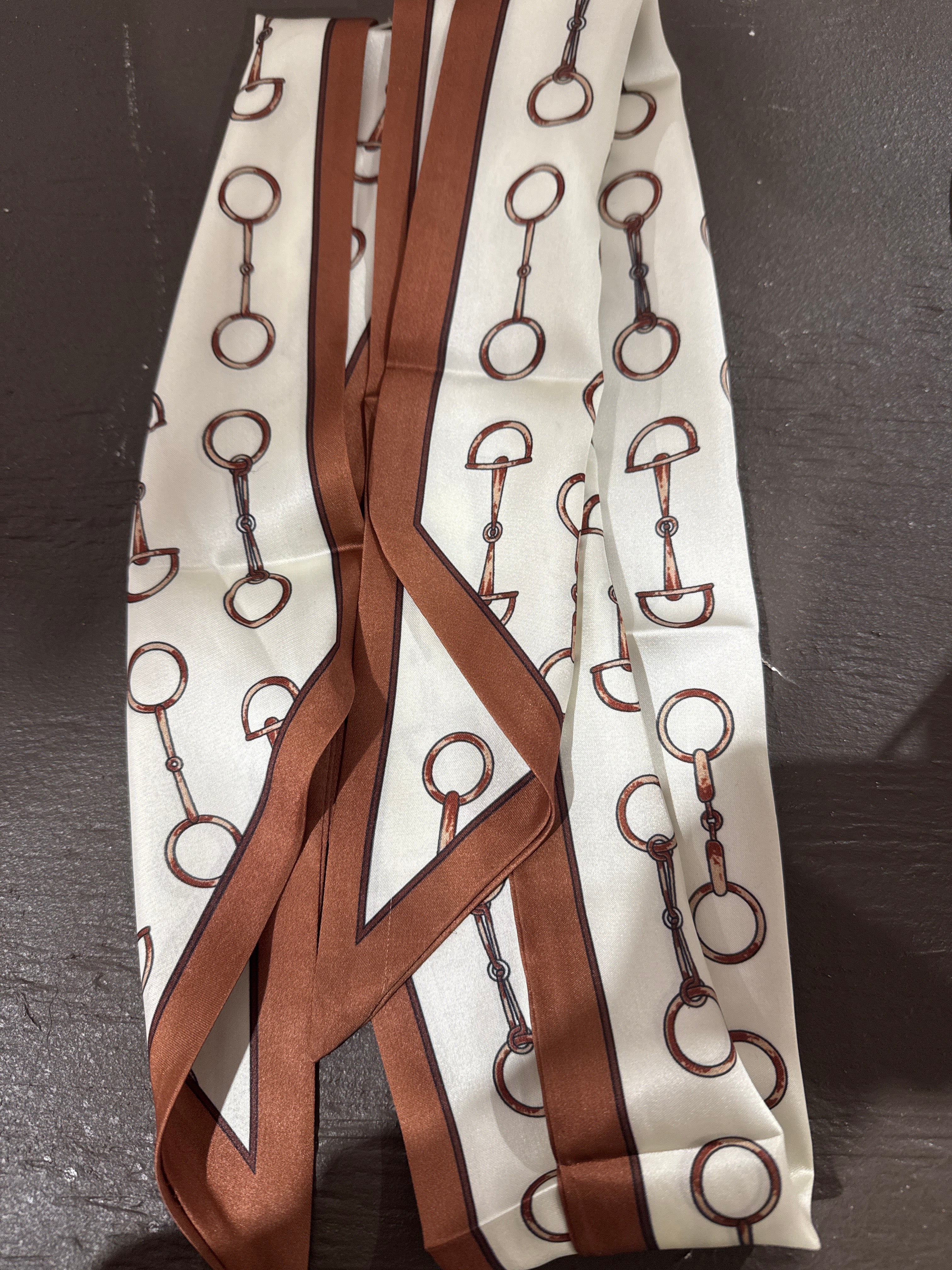 Twilly scarf horse bit