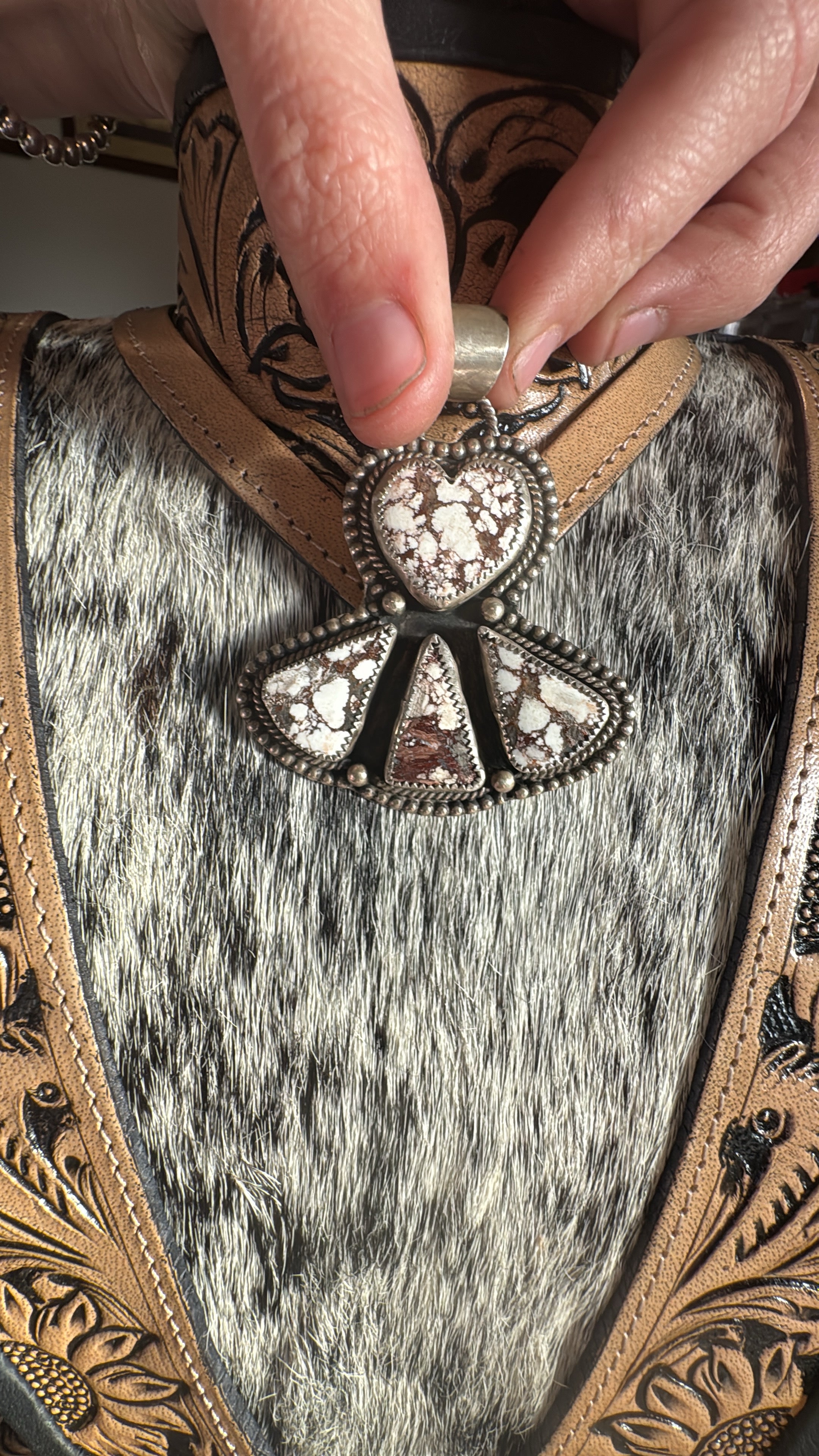 Wild horse pendant, heart