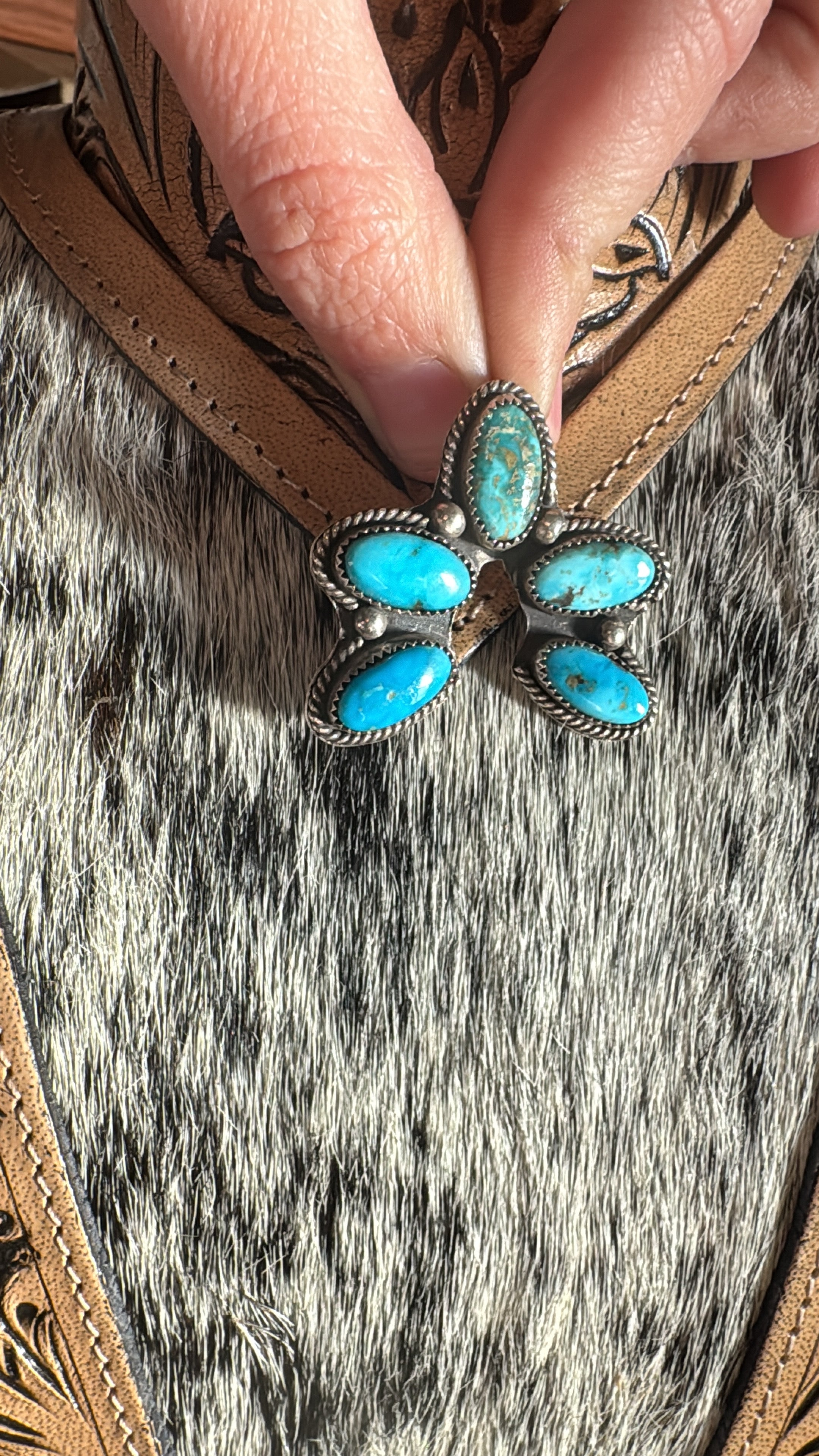 Naja Sierra Bell turquoise shepherd hook