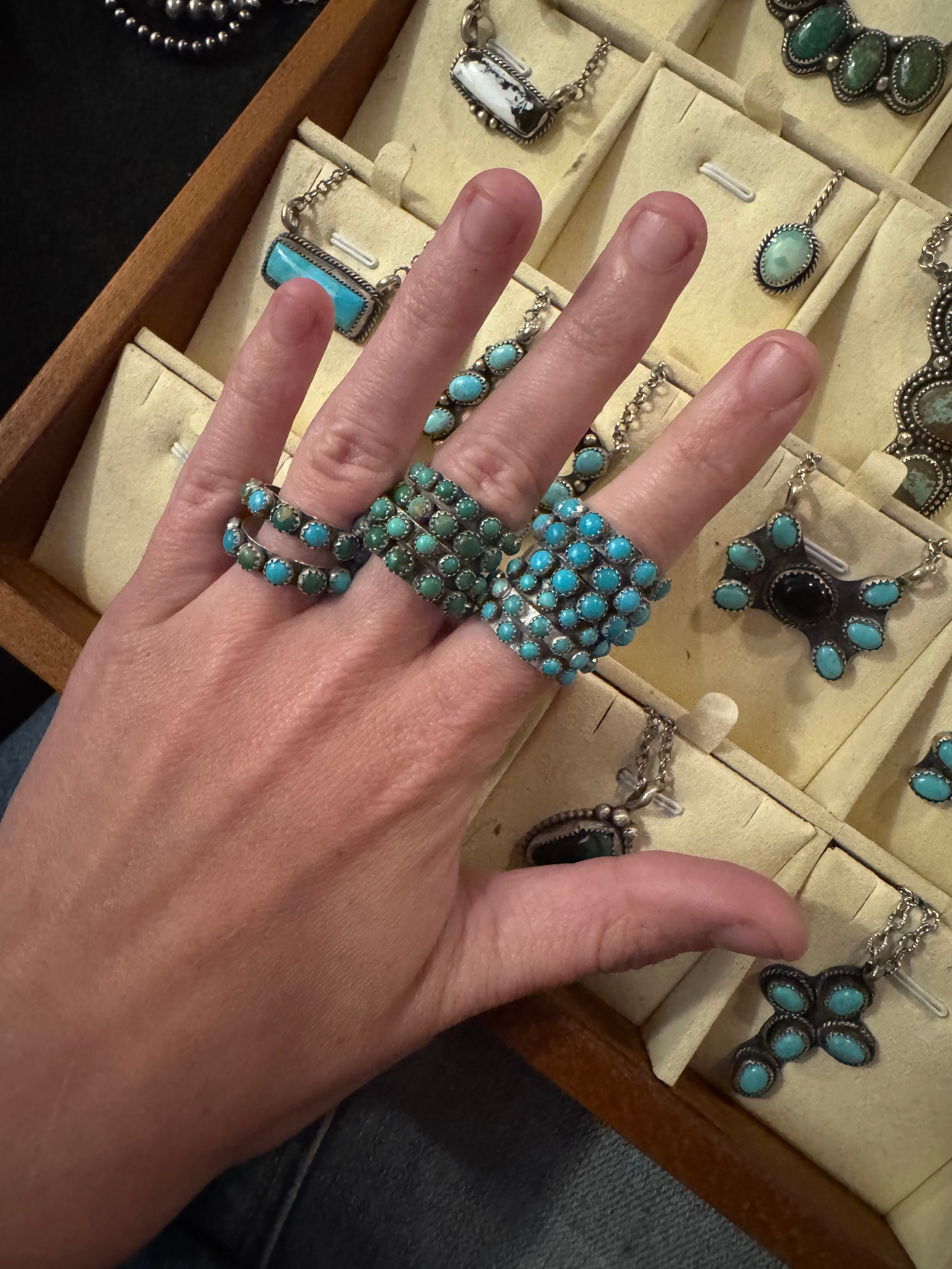Seven stone ring stacker