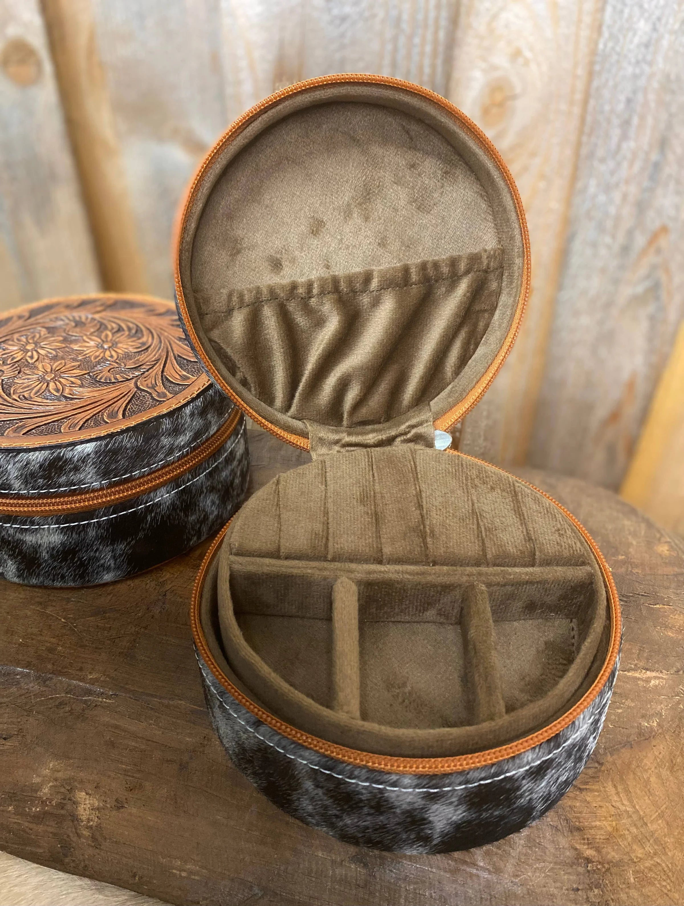 Round Tooled & Leather Cowhide Jewelry Box