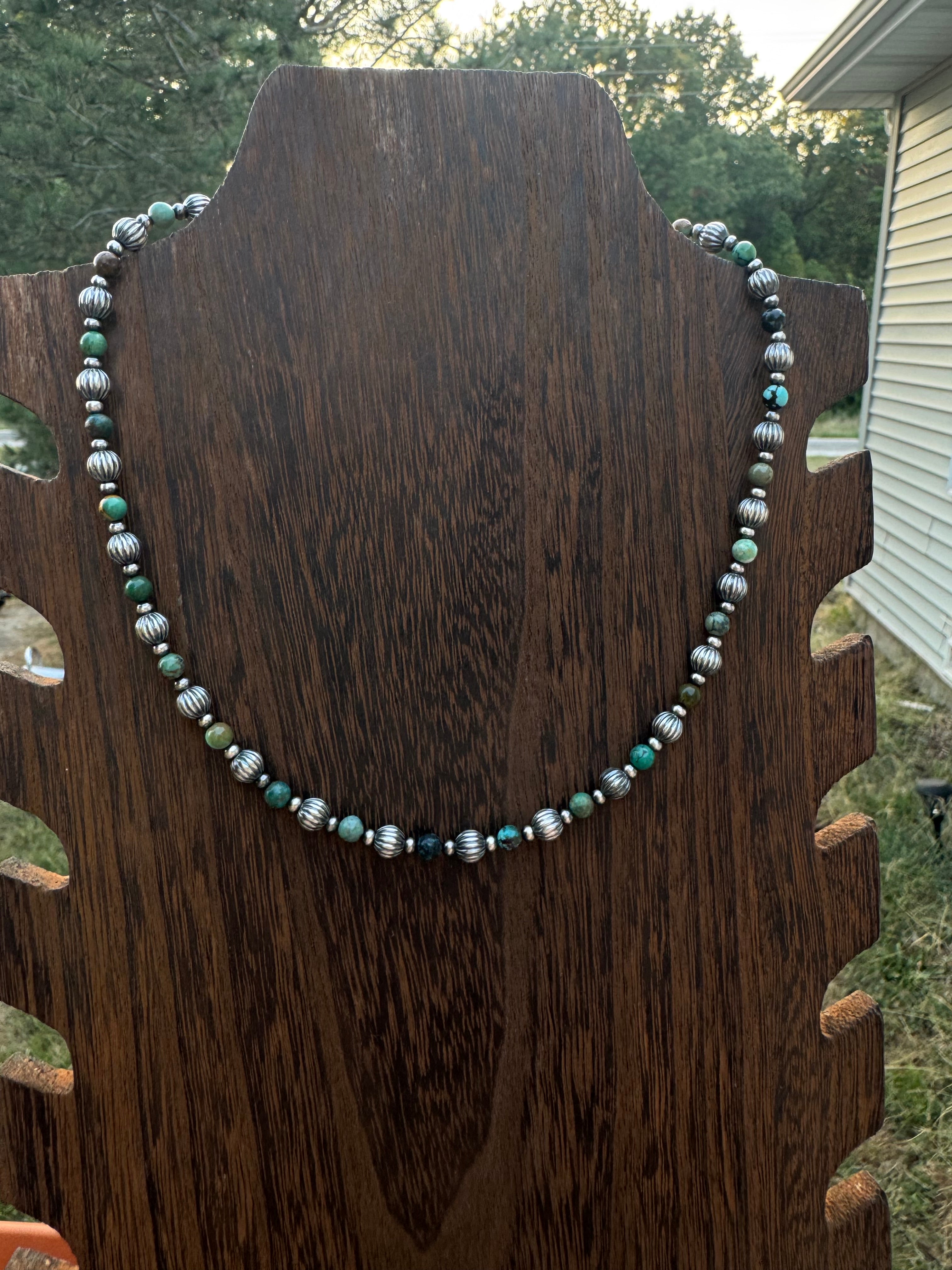 Corrugated melon and turquoise necklace