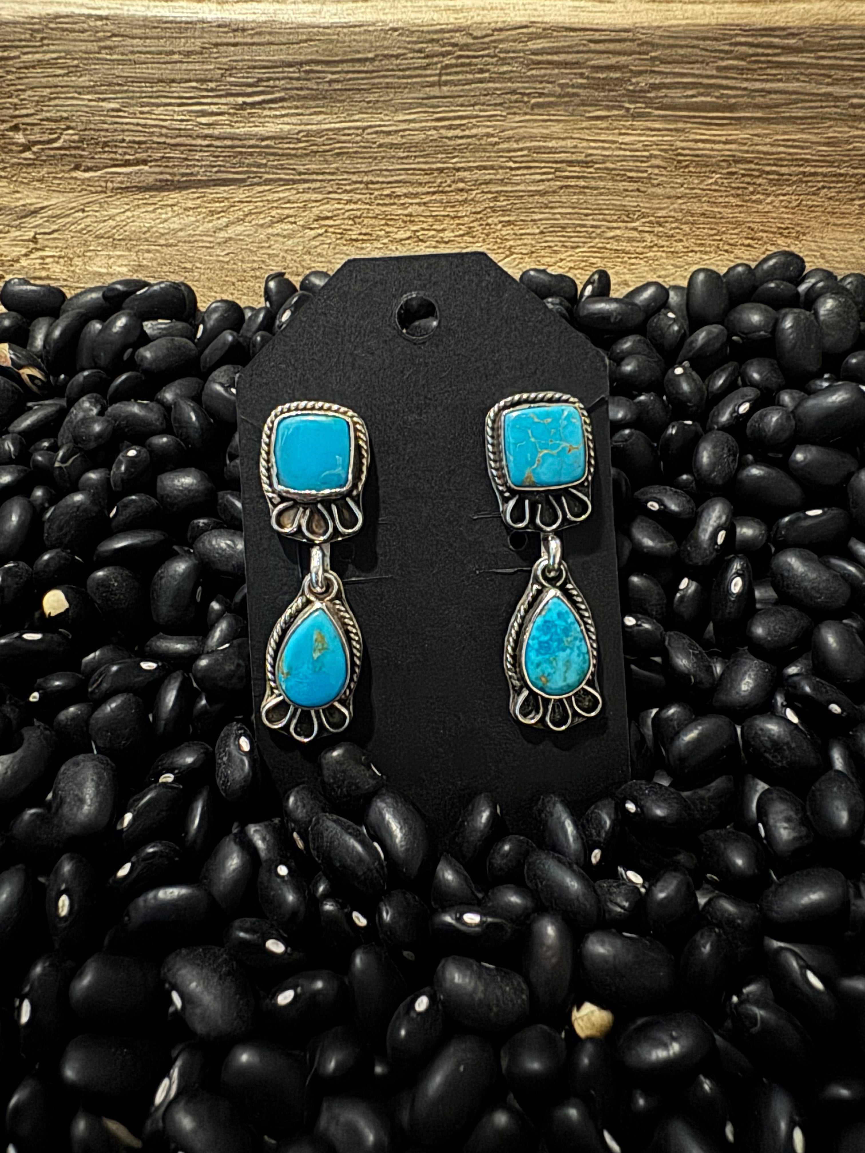 Bandit, mine turquoise dangle