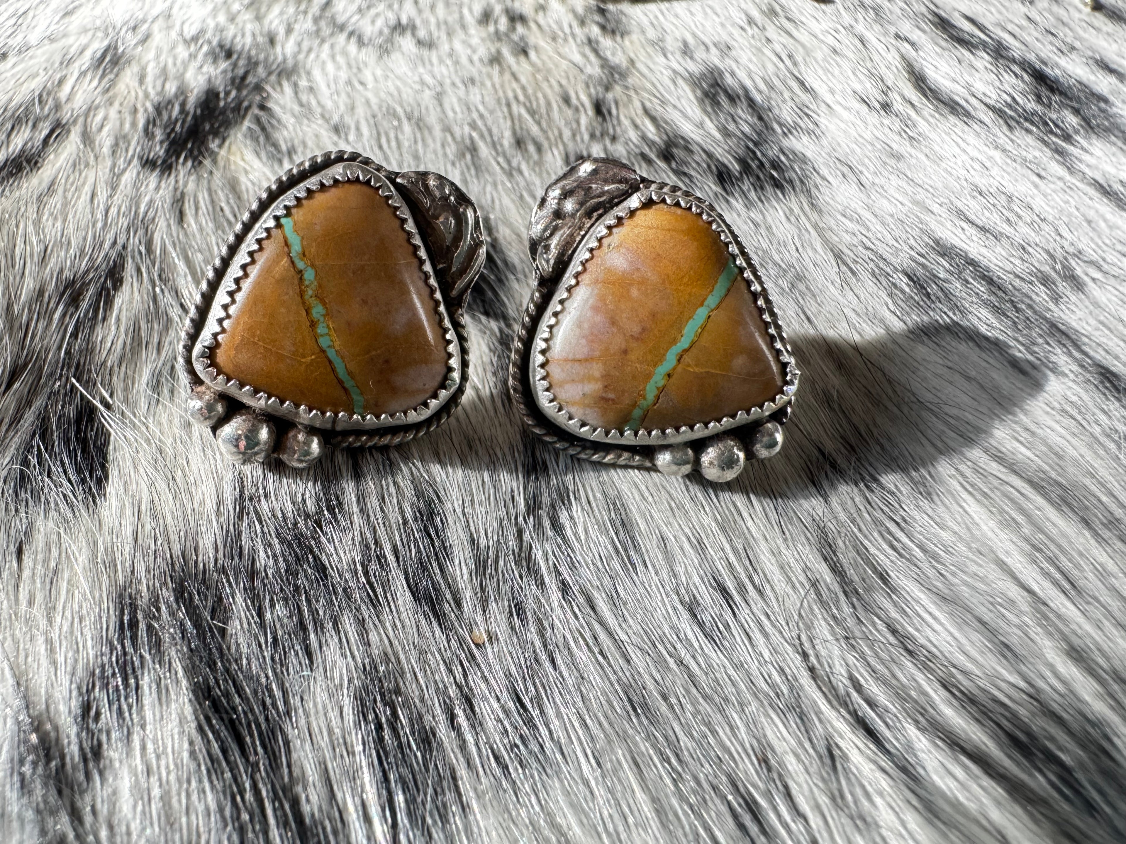 Crows Creek stud earrings