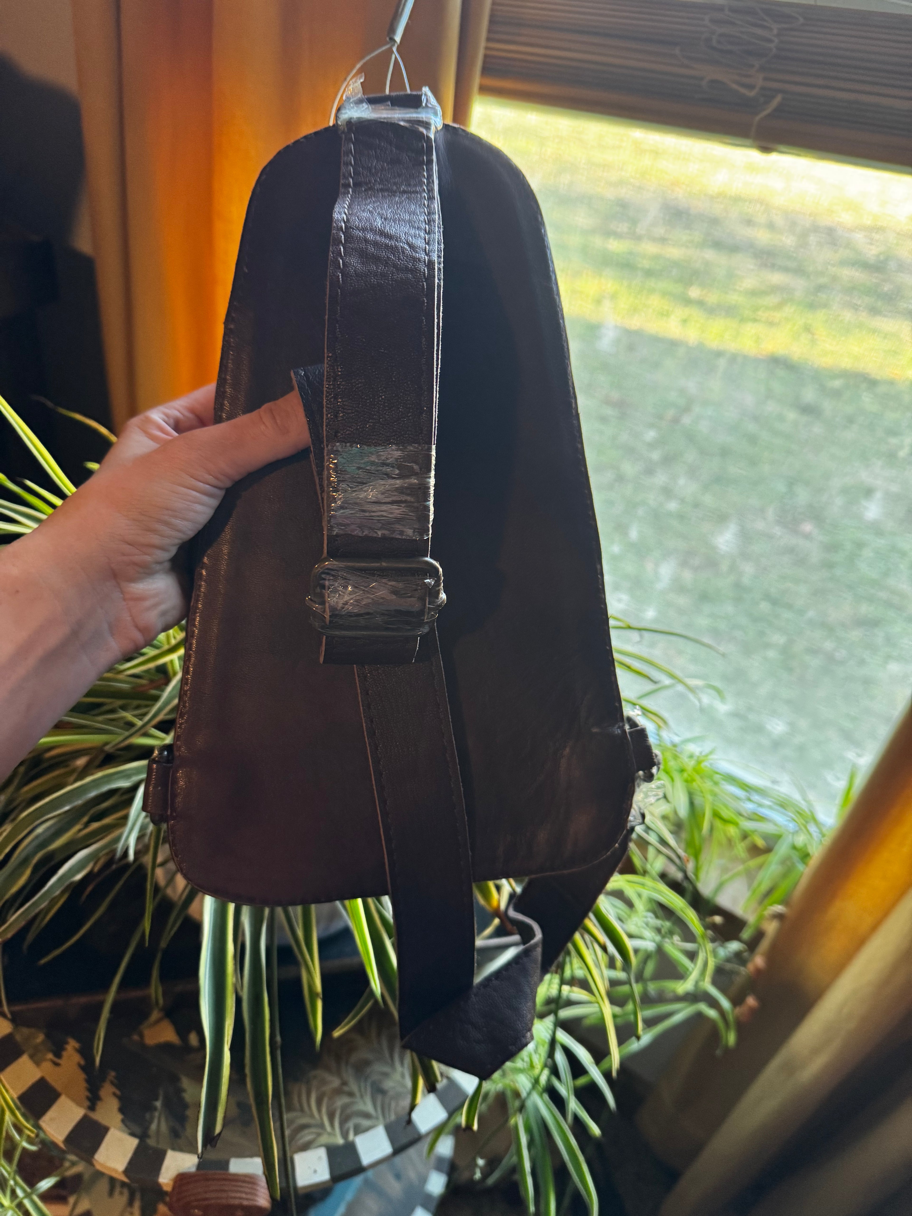 Western Linens - Daisy tooled leather & cowhide sling bag