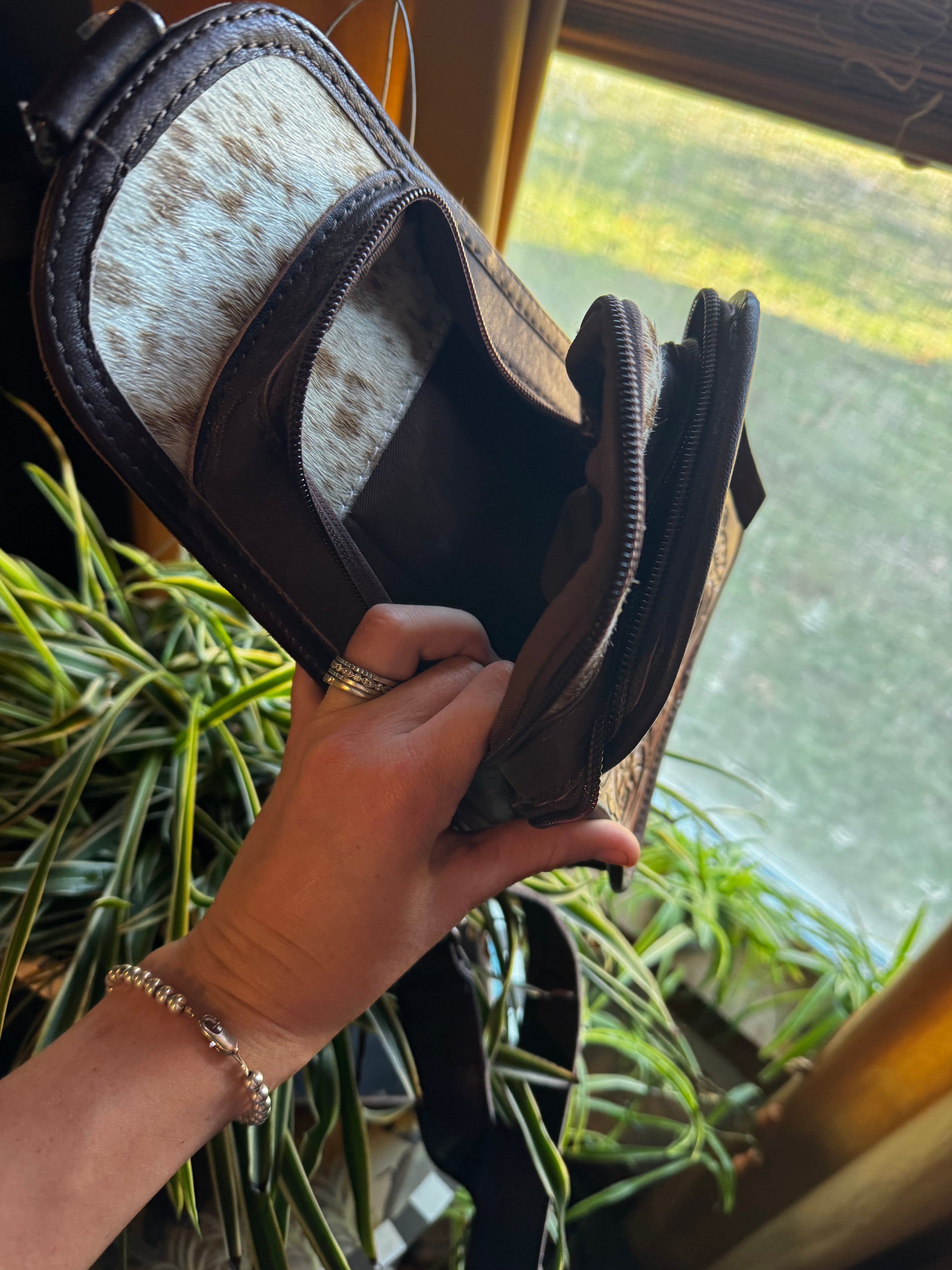 Western Linens - Daisy tooled leather & cowhide sling bag