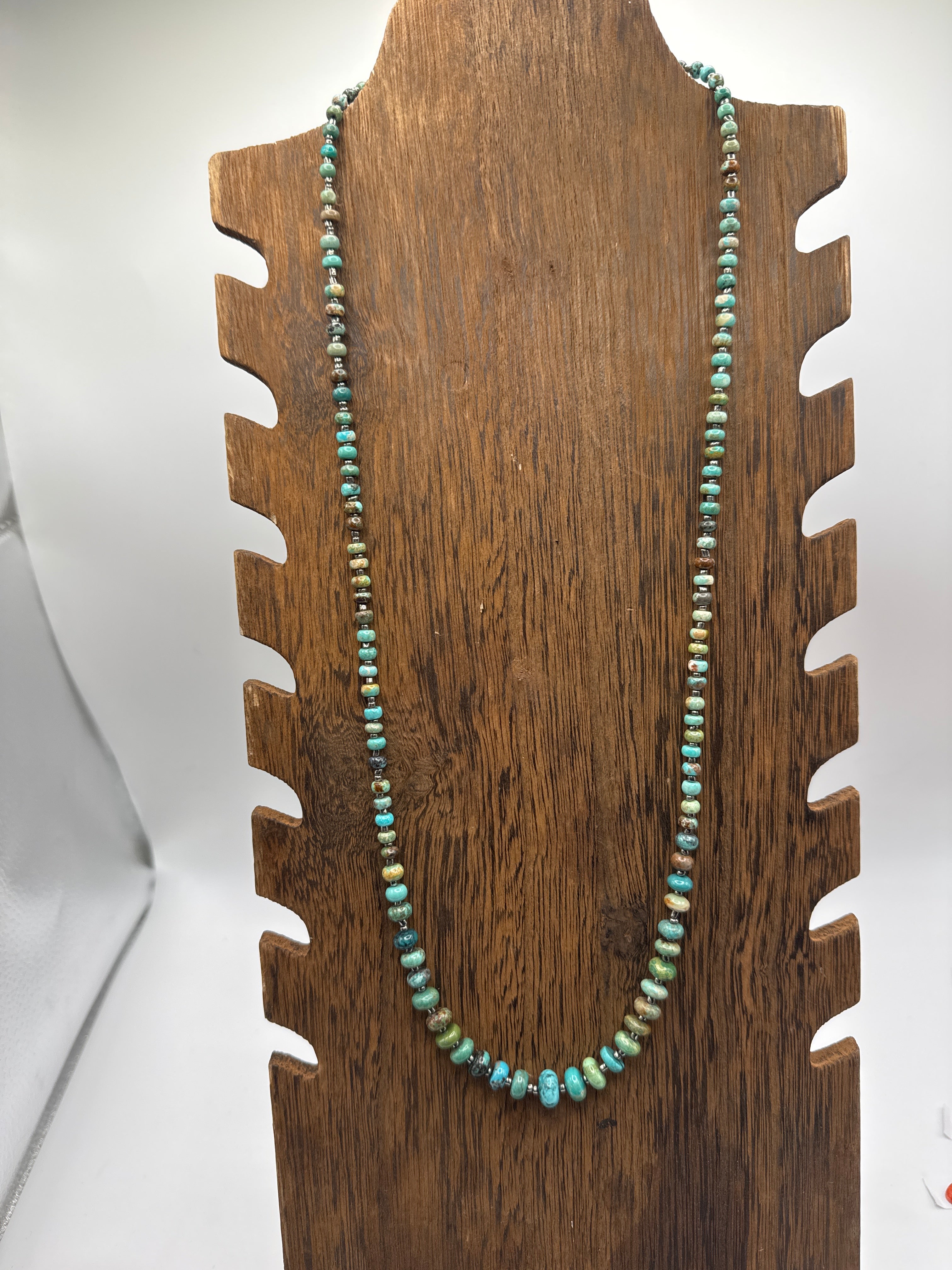 22 inch turquoise Rondell necklace